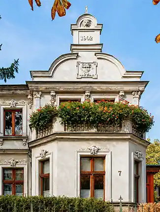 Maison moderniste de 1902 dans le quartier de Gdańsk-Oliwa, Gdańsk, Poméranie