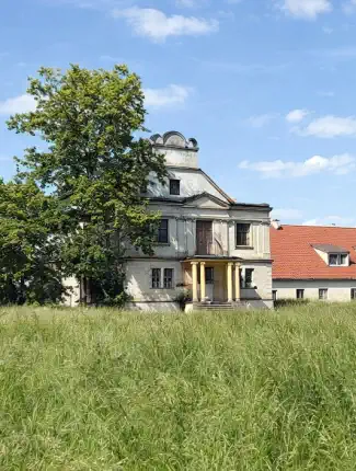 Manoir de 1860 avec dépendances, Gierłachowo, Grande-Pologne