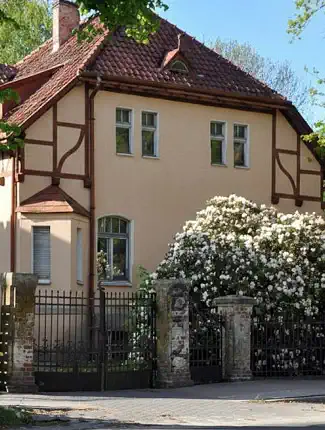 VILLA DE PRESTIGE AVEC JARDIN PRIVÉ AU CENTRE DE KOSZALIN, Koszalin, Poméranie occidentale