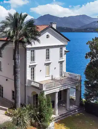 Villa Beretta-Treves sur les rives du lac Majeur, Belgirate, Piémont