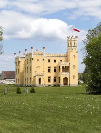 Manoir au sud-est de Wrocław – Pałac w Naroku, Narok, Opole