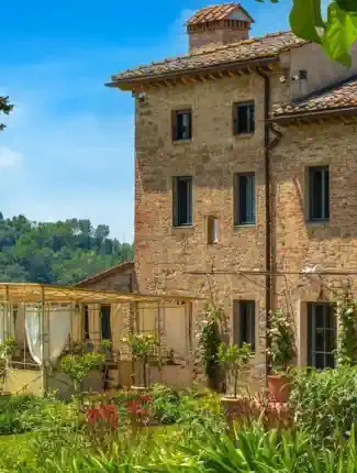 Propriété avec terres biodynamiques entre Pise et Florence, Pisa, Toscane