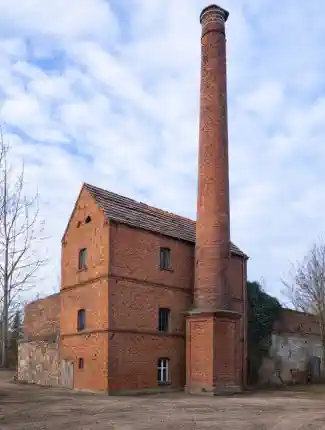 Domaine historique avec bâtiments annexes - Projet de rénovation