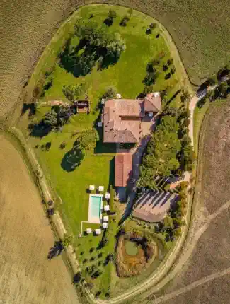 Villa Camprina – domaine toscan entre Crete Senesi et Val d’Orcia, Monteroni d'Arbia, Toscane