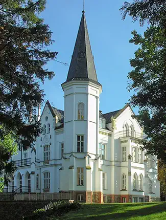 Demeure "Pałacyk Victoria" de style néogothique dans le sud-ouest de la Pologne, Basse-Silésie