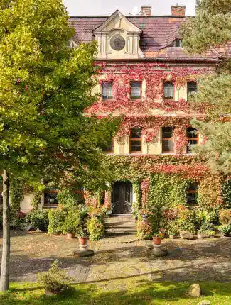Château classique-néobaroque en Silésie, Wojnowice, Silésie