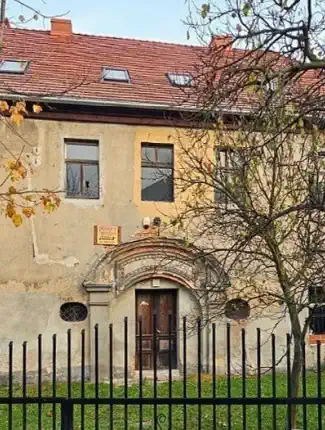 Bâtiment historique à Żary - projet hôtelier ou résidentiel en centre-ville