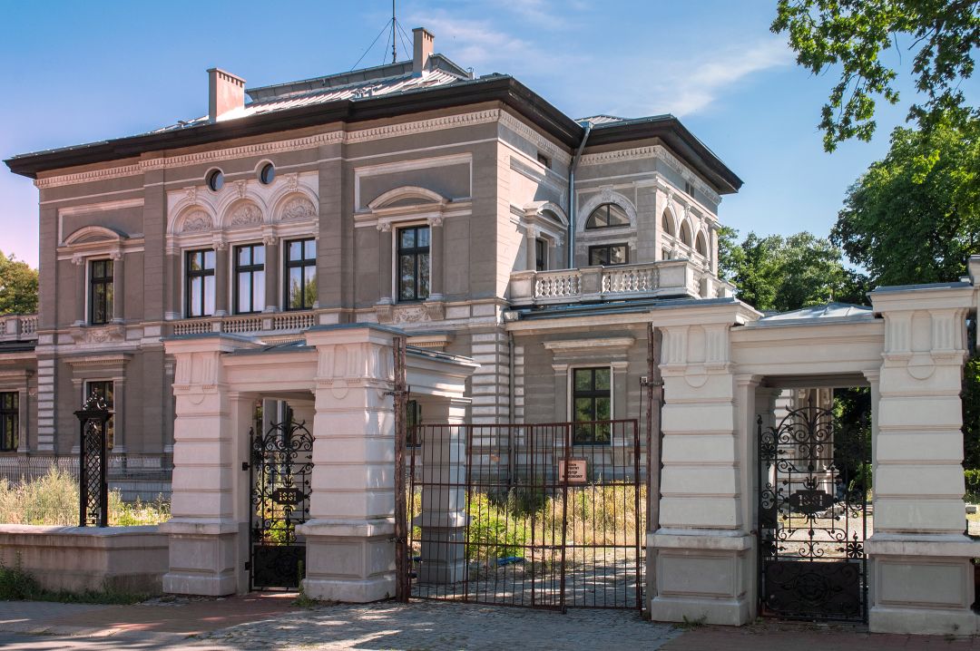 Villa Grohman, Ville de Łódź Villas Historiques Łódź: Villa Grohman, Portail d'Entrée