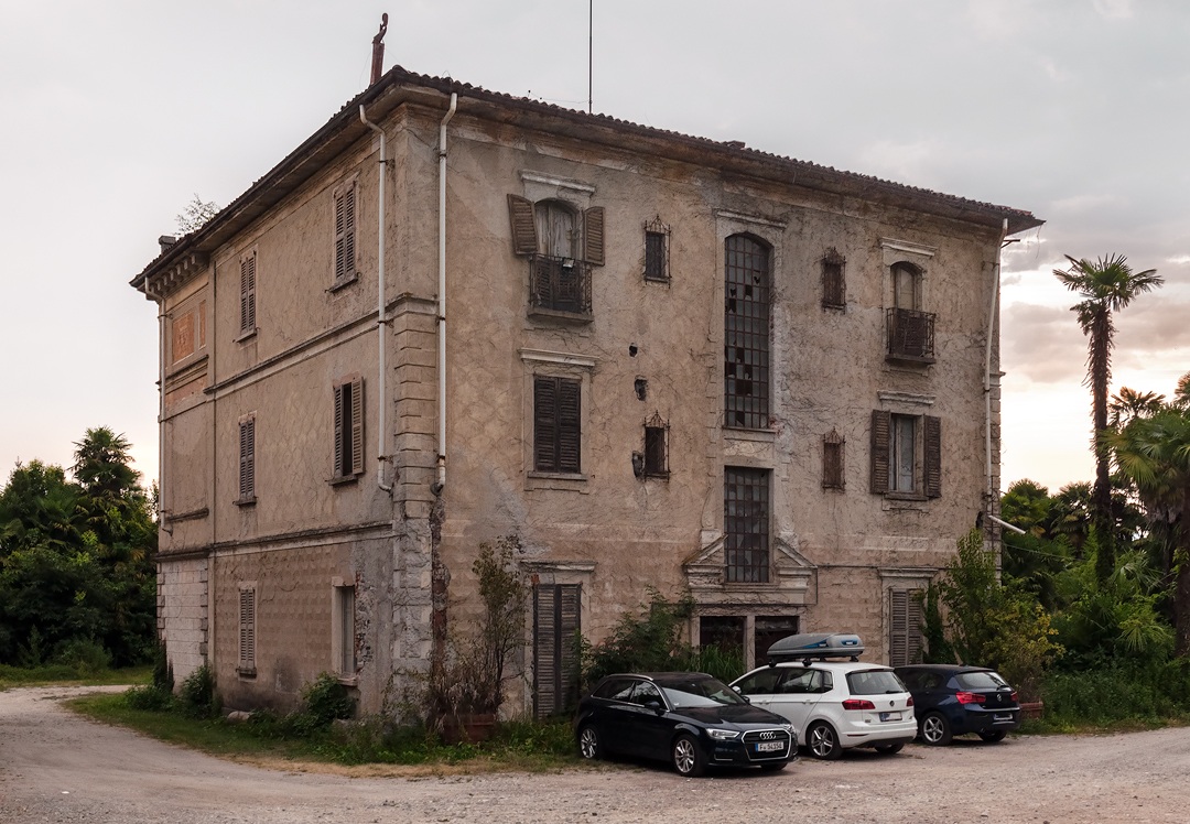 Villa abandonnée 'Marina' in Stresa, Lago Maggiore, Piemont